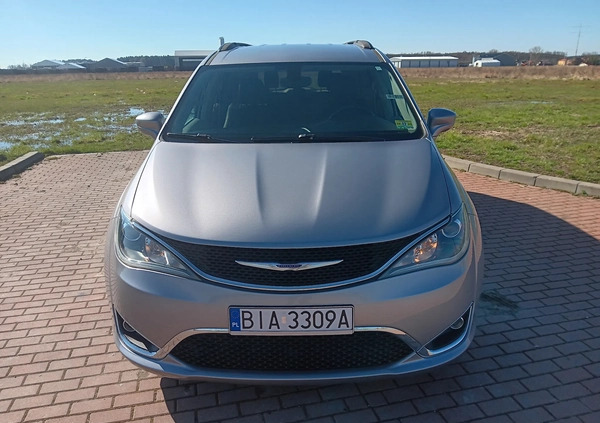 Chrysler Pacifica cena 76900 przebieg: 123000, rok produkcji 2016 z Łapy małe 211